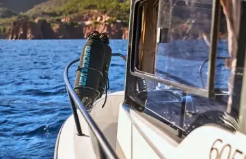 Łódź QUICKSILVER 605 Pilothouse - zdjęcie 1